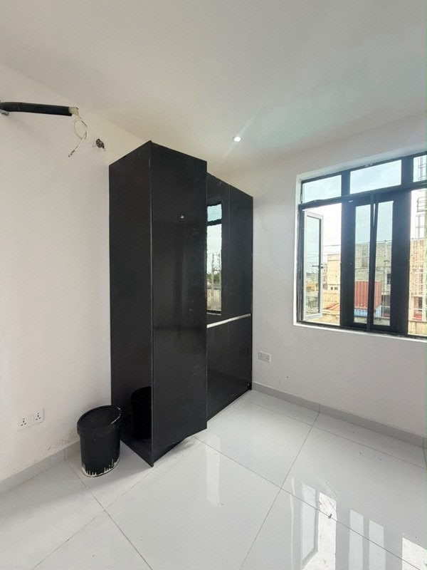 Spacious 2 Bedroom Apartment in Ikate photo 5
