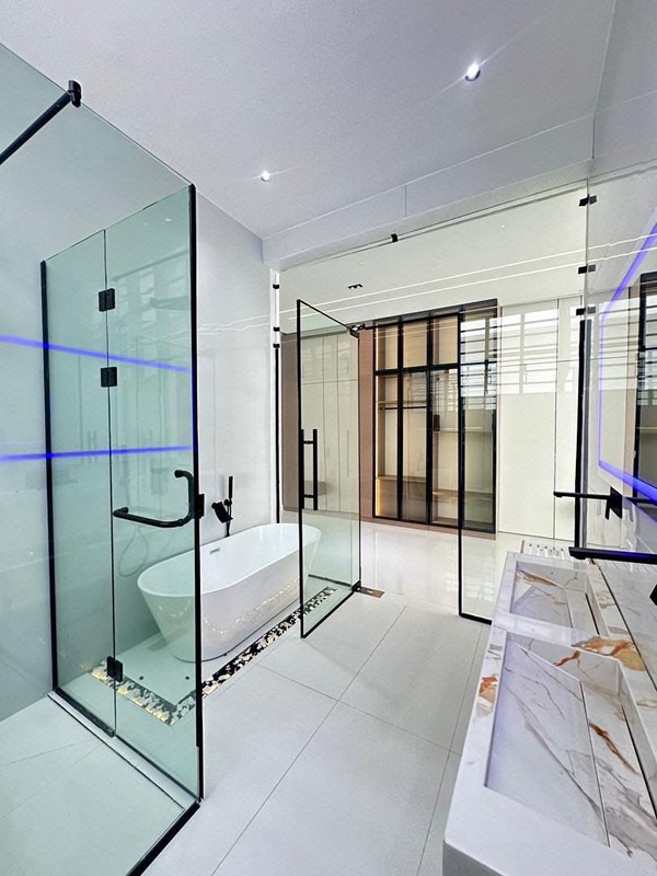 Exquisite Spacious Luxury 5 Bedroom Fully Detached Duplex with BQ, photo 9