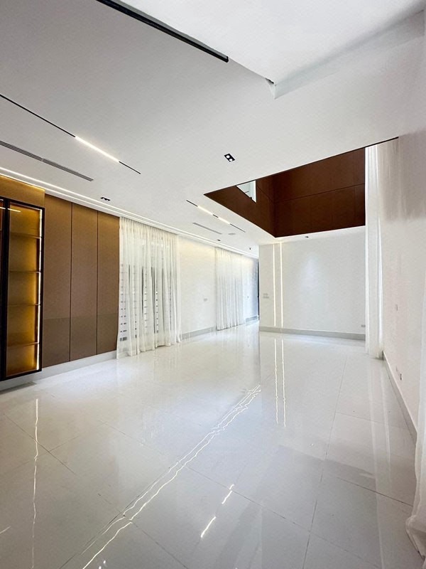 Exquisite Spacious Luxury 5 Bedroom Fully Detached Duplex with BQ, photo 24