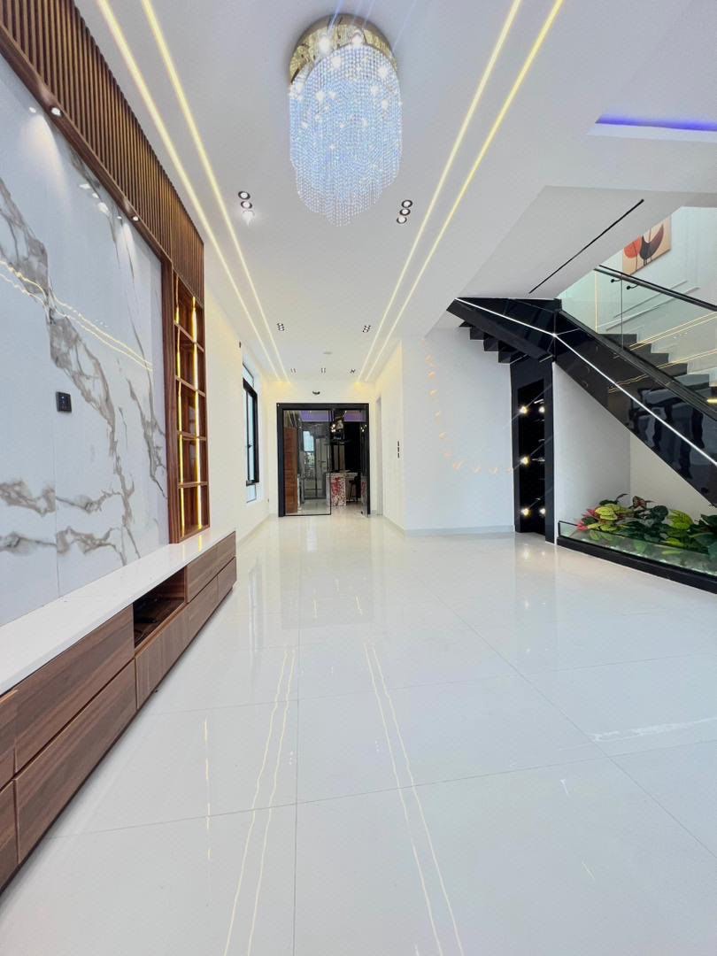 4-Bedroom Fully Detached• photo 9
