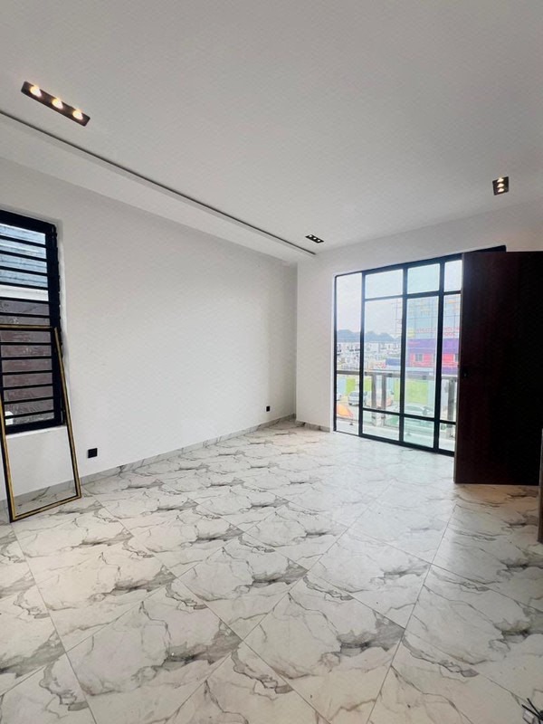 1-Bedroom Apartment Orchid lekki photo 4
