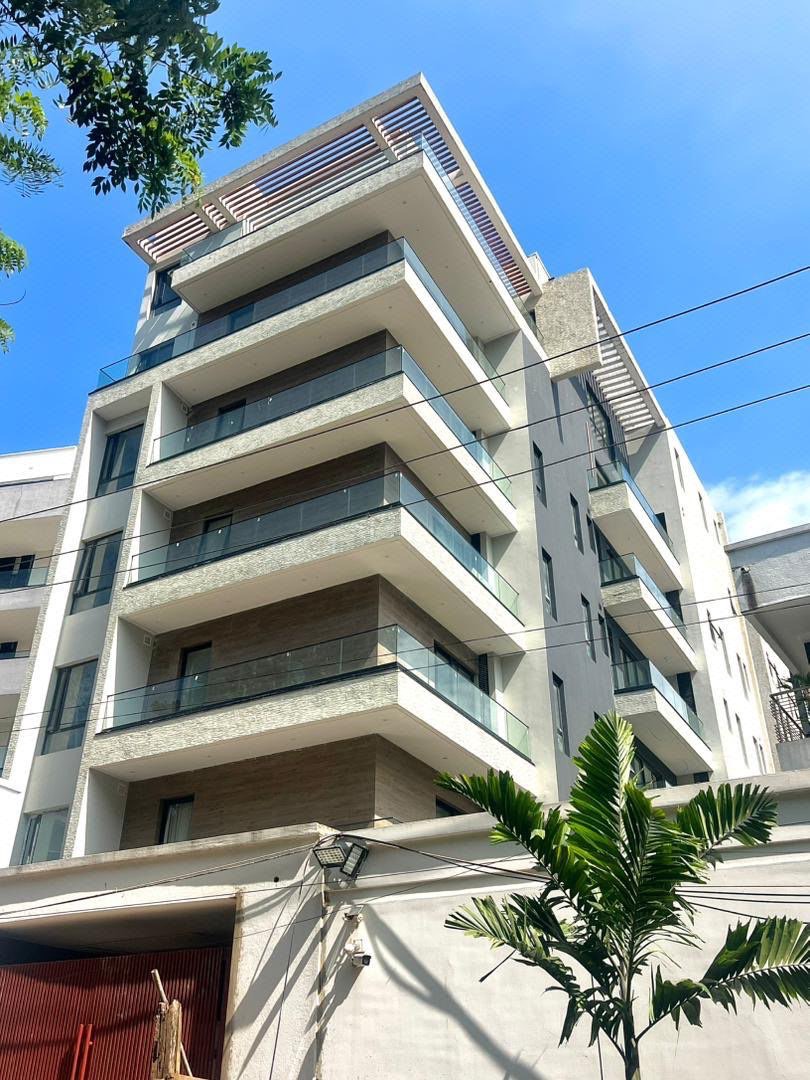 Ultra Luxury & Spacious 3-Bedroom Apartment with BQ • Old Ikoyi • photo 3