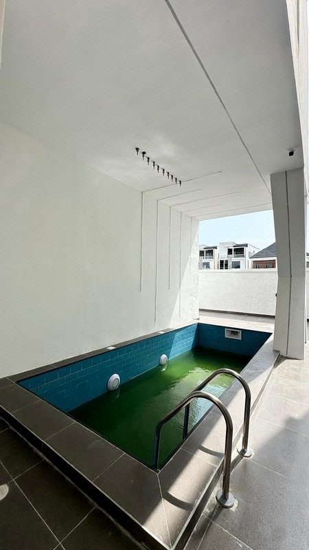 5 bedroom fully detached duplex for sale in orchid road lekki lagos photo 13