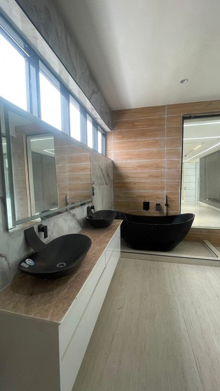 6 bedroom fully detached 2 story duplex in chevron lagos photo 13