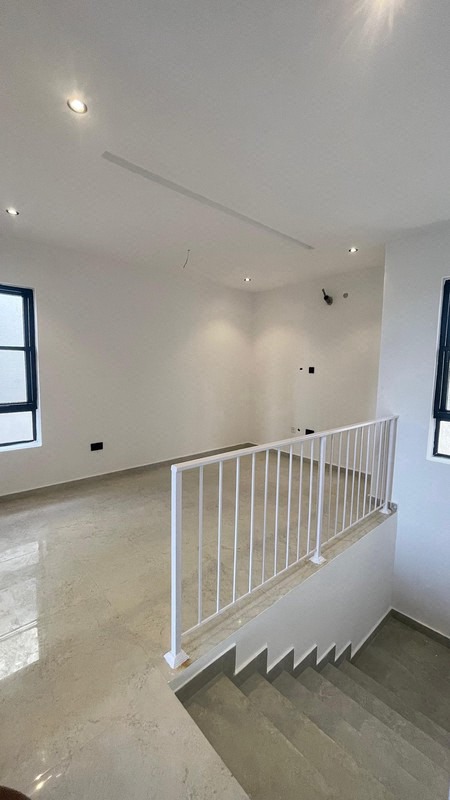 Exquisite  2 bedroom apartment photo 16