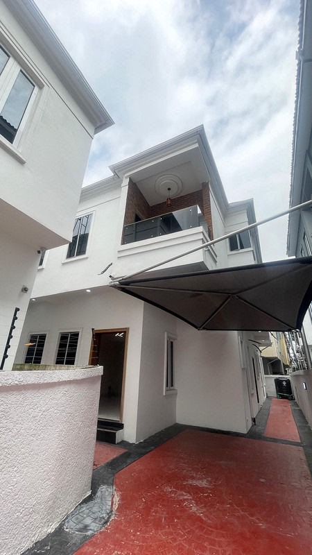 4 BEDROOM SEMI DETACHED  WITH BQ AT ELEGANZA - LEKKI - LAGOS photo 14
