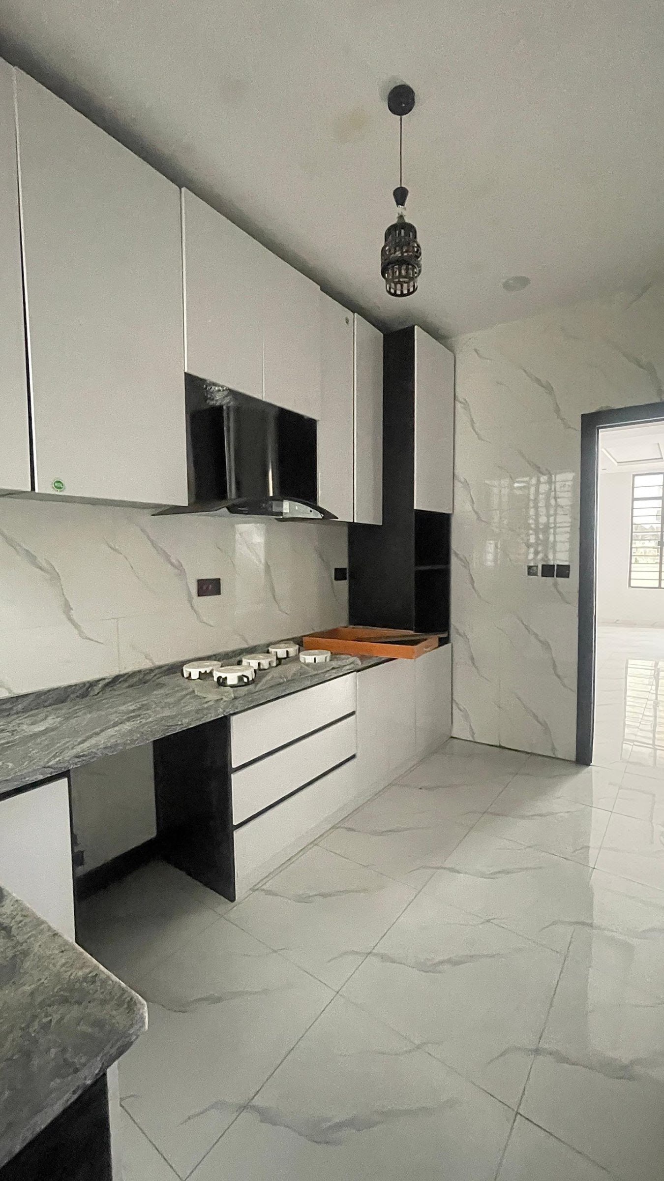 4 BEDROOM DUPLEX IN IKOTA LEKKI LAGOS photo 8