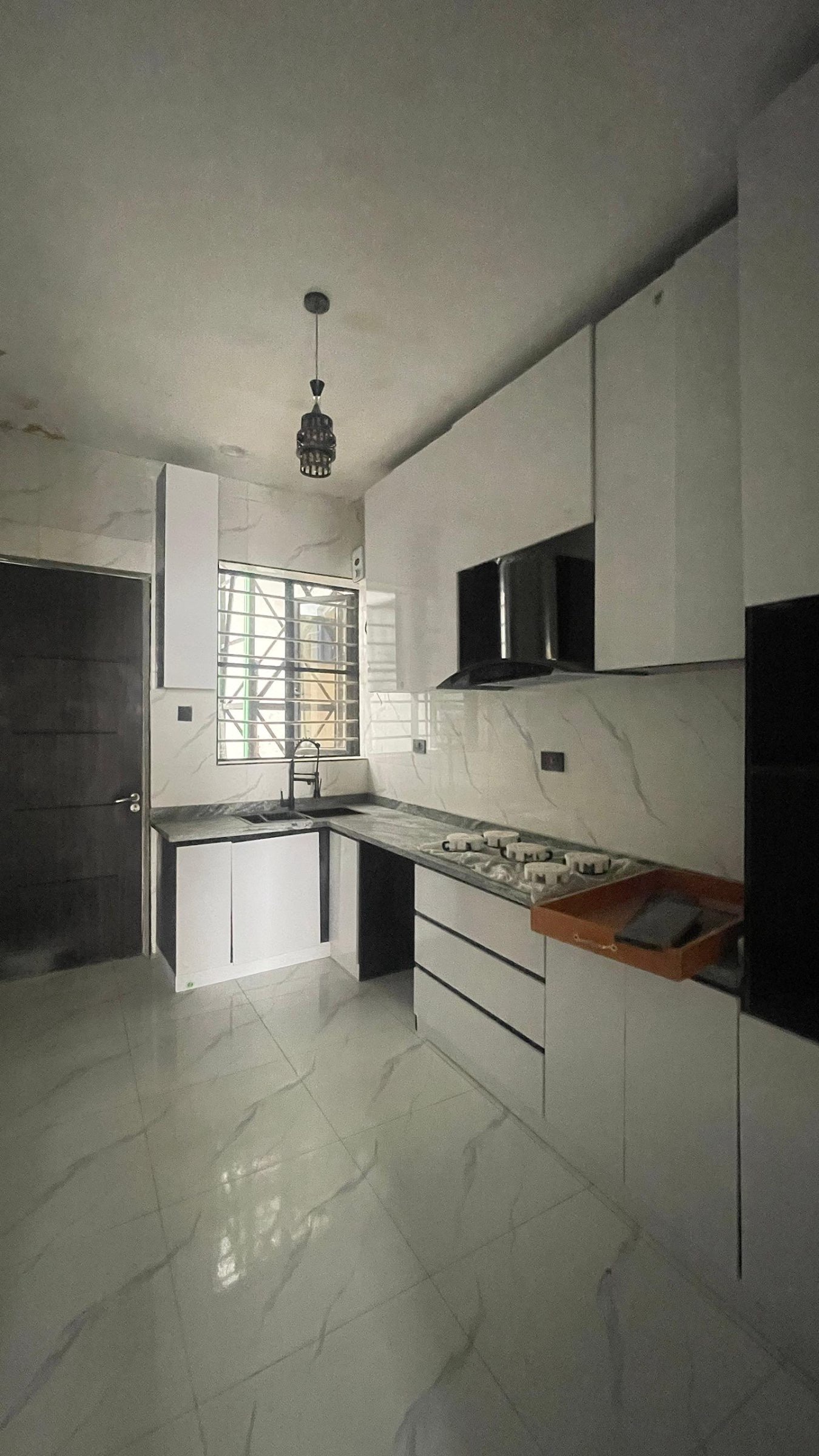 4 BEDROOM DUPLEX IN IKOTA LEKKI LAGOS photo 9