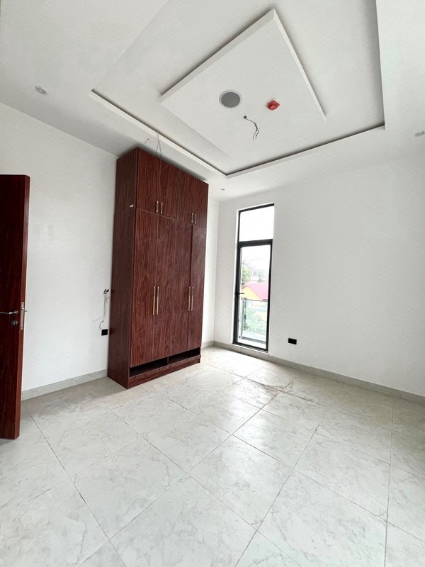 2 BEDROOM APARTMENT WITH QB IN LEKKI PHASE 1 photo 15