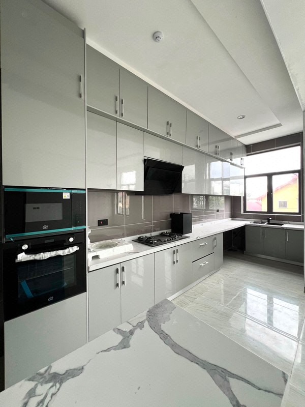 2 BEDROOM APARTMENT WITH QB IN LEKKI PHASE 1 photo 2