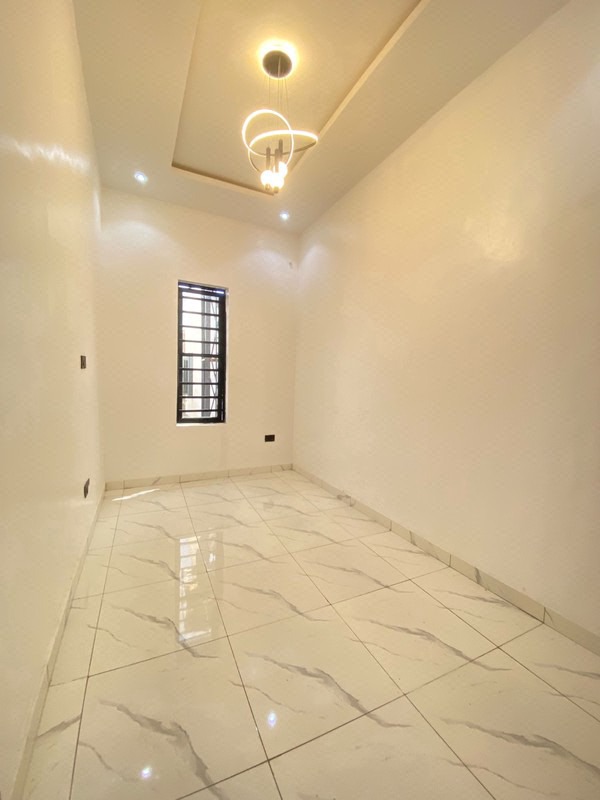 4 BEDROOM FULLY DETACHED DUPLEX LEKKI LAGOS photo 3