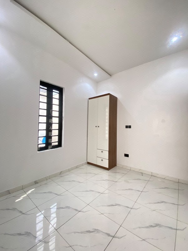 4 BEDROOM FULLY DETACHED DUPLEX LEKKI LAGOS photo 5