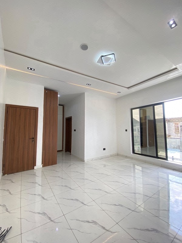4 BEDROOM FULLY DETACHED DUPLEX LEKKI LAGOS photo 13
