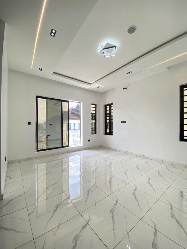 4 BEDROOM FULLY DETACHED DUPLEX LEKKI LAGOS photo 8