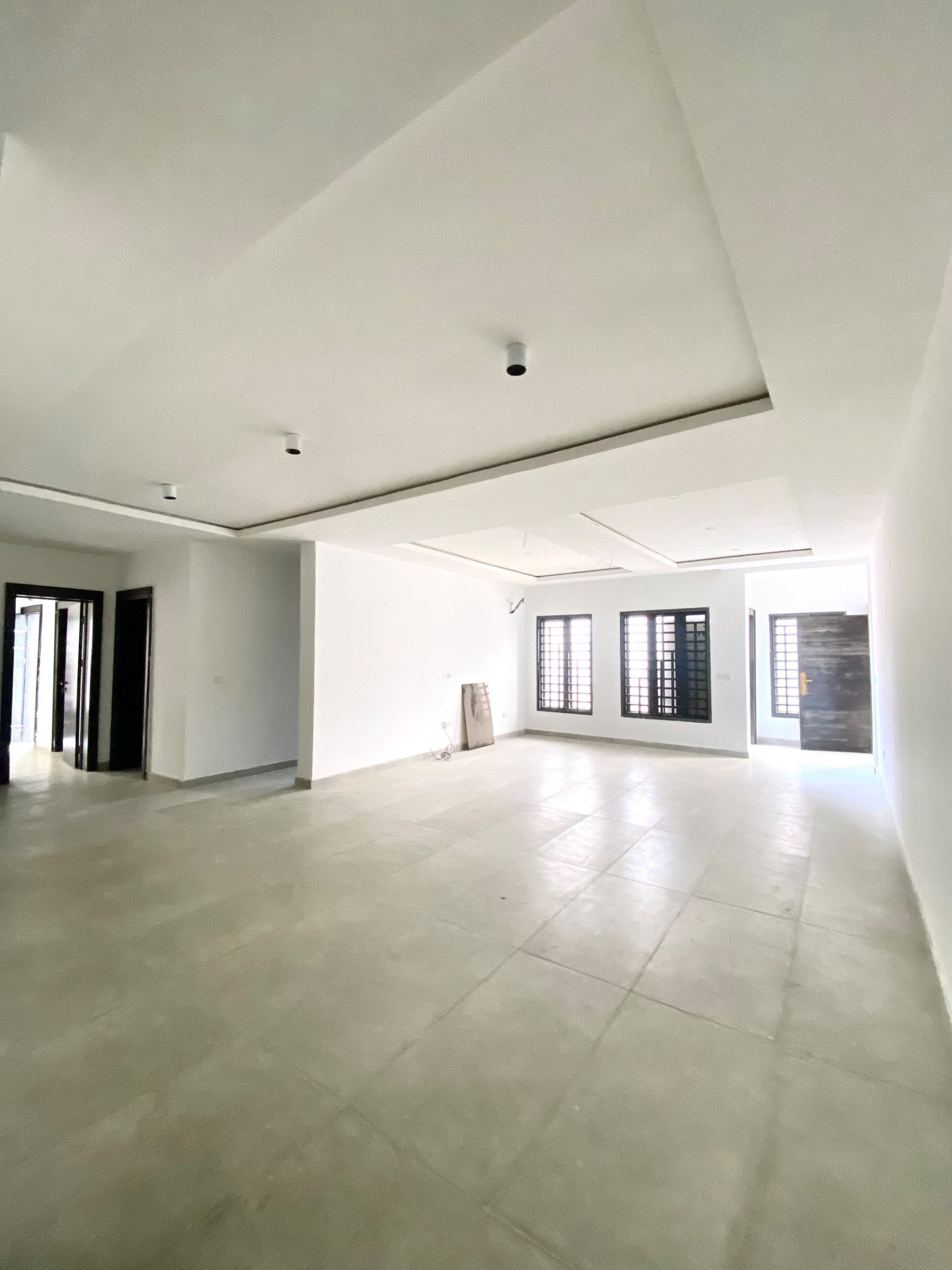 4 BEDROOM APARTMENT WITH ELEVETOR LEKKI LAGOS photo 5