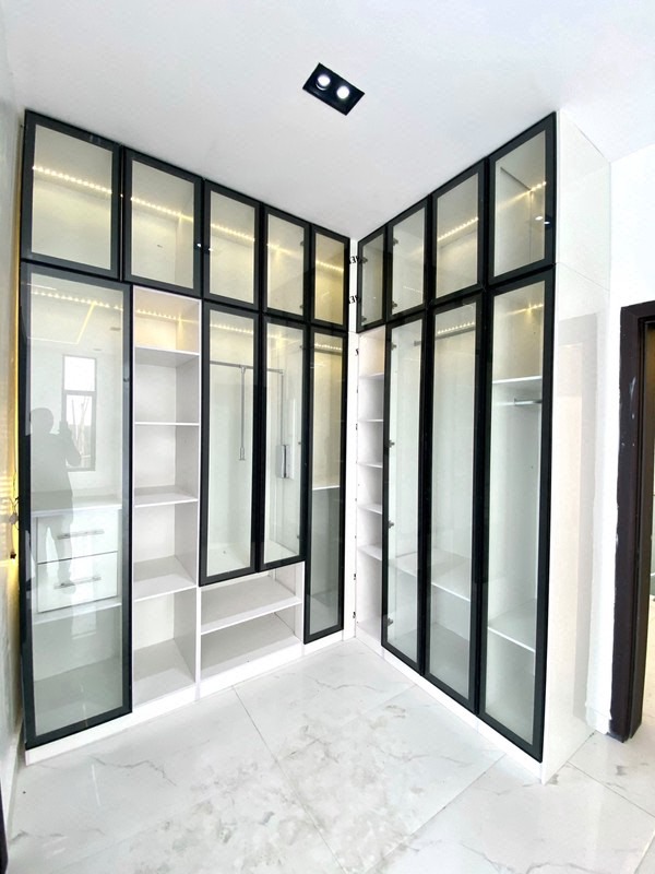5 BEDROOM FULLY DETCHED DUPLEX WITH BQ photo 14