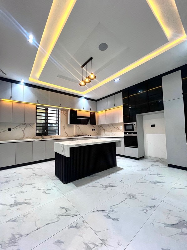 4 BEDROOM DETACHED DUPLEX WITH BQ photo 9
