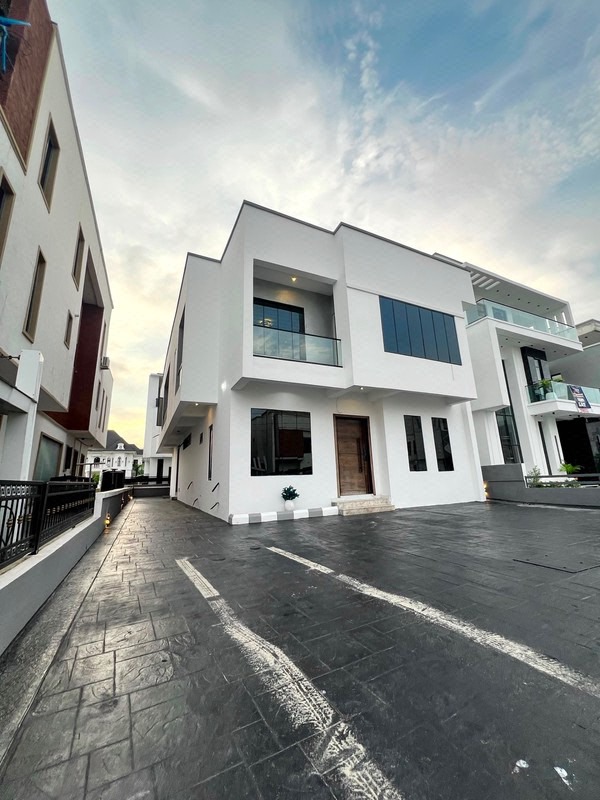 4 BEDROOM DETACHED DUPLEX WITH BQ photo 13