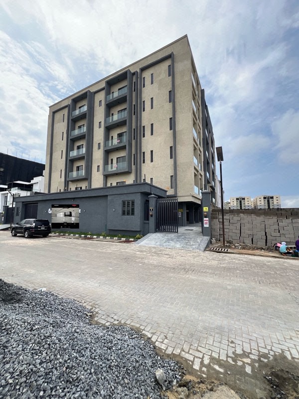 2 BEDROOM APARTMENT WITH ELEVATOR LEKKI LAGOS photo 6