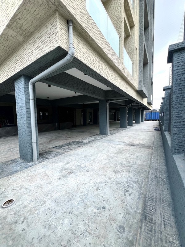 2 BEDROOM APARTMENT WITH ELEVATOR LEKKI LAGOS photo 4