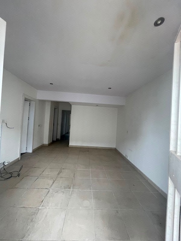 4 BEDROOM TERRACE HOUSE ON 2 FLOUR WITH BQ photo 10