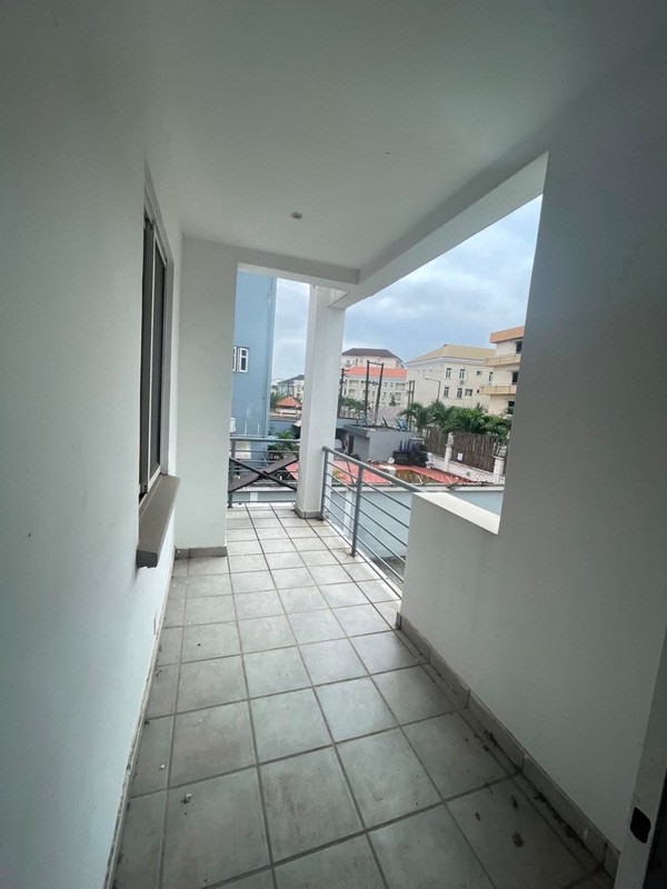 4 BEDROOM TERRACE HOUSE ON 2 FLOUR WITH BQ photo 13