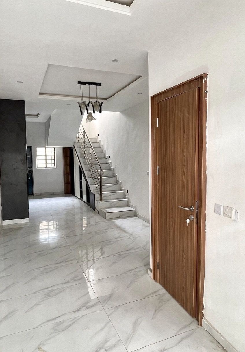 2 BEDROOM TERRACE DUPLEX photo 6