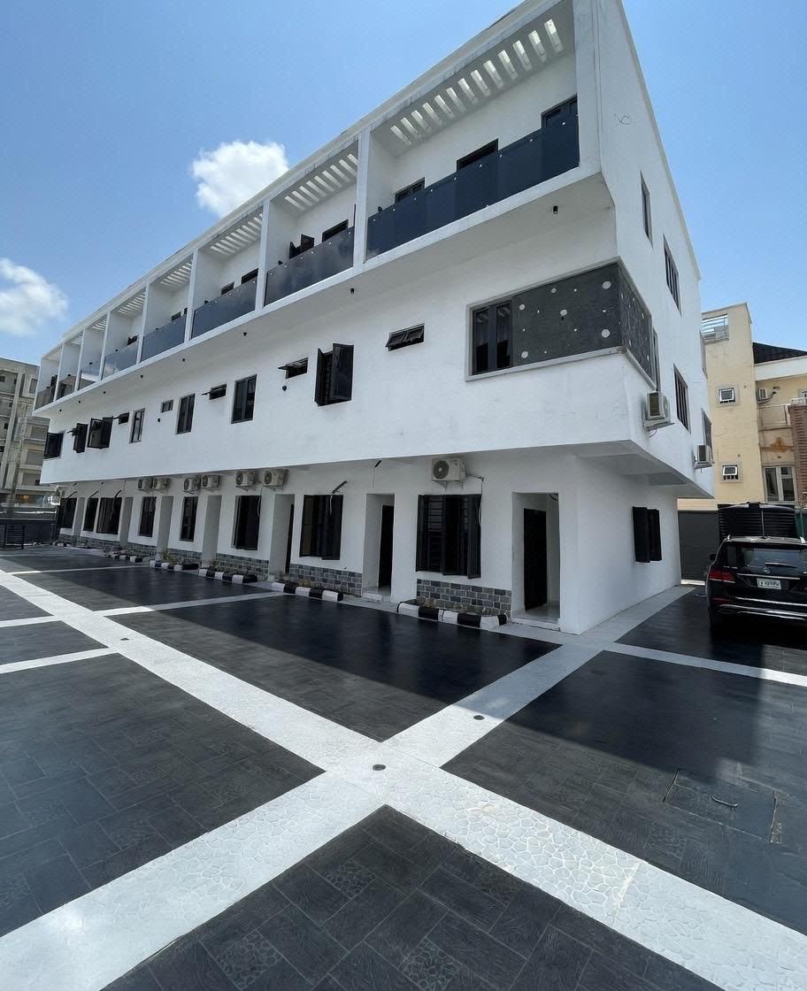 2 BEDROOM TERRACE DUPLEX photo 12