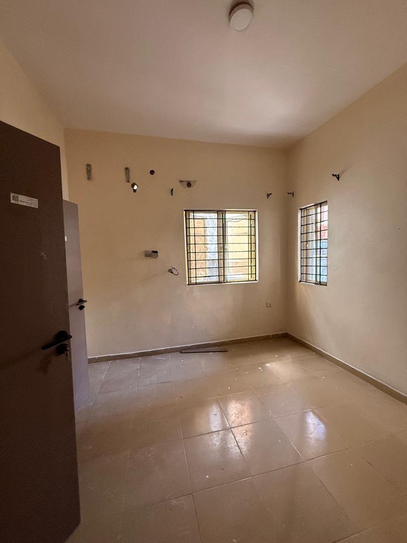 4 BEDROOM SEMI DETRACHED DUPLEX LEKKI LAGOS photo 4