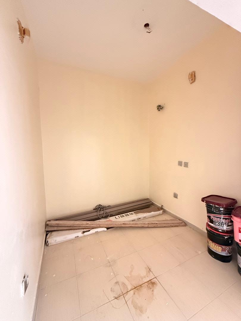 4 BEDROOM SEMI DETRACHED DUPLEX LEKKI LAGOS photo 17