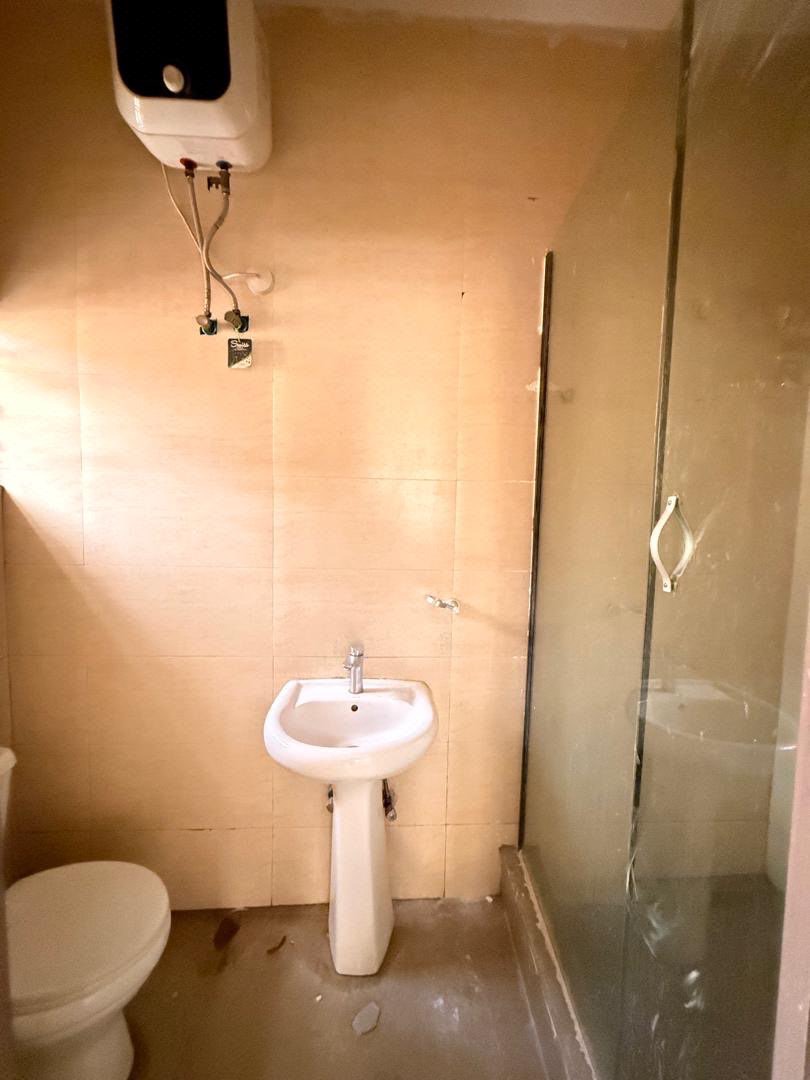 4 BEDROOM SEMI DETRACHED DUPLEX LEKKI LAGOS photo 20