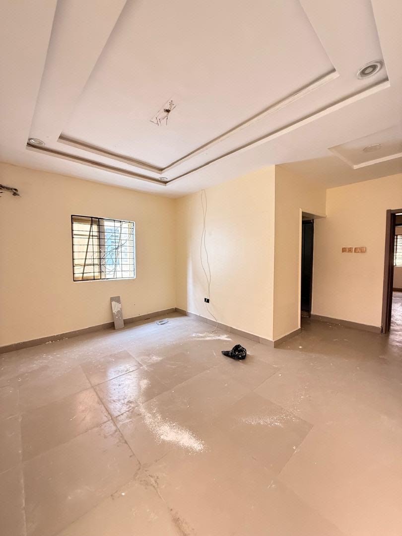 4 BEDROOM SEMI DETRACHED DUPLEX LEKKI LAGOS photo 9