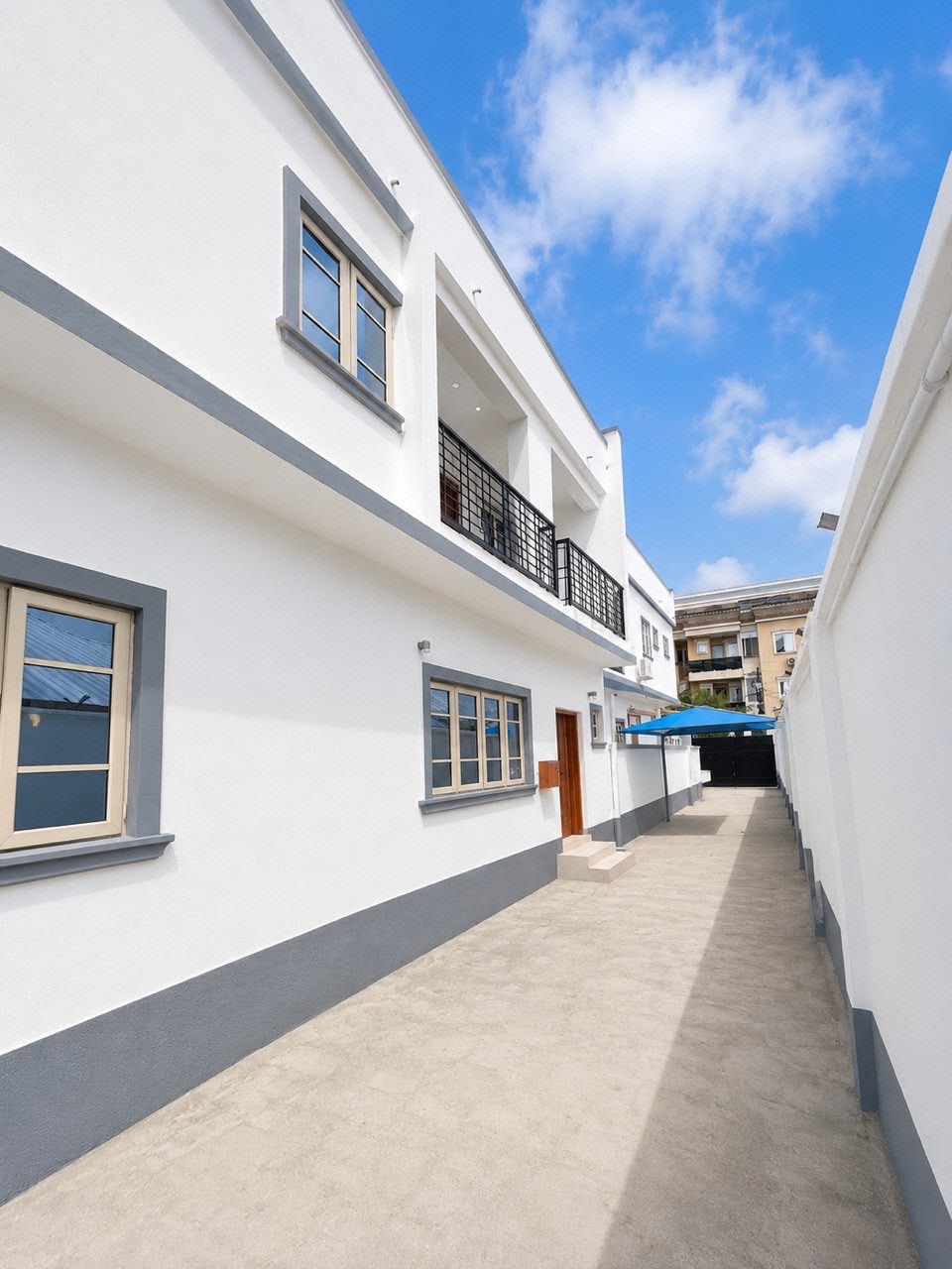 4 BEDROOM SEMI DETRACHED DUPLEX LEKKI LAGOS photo 13