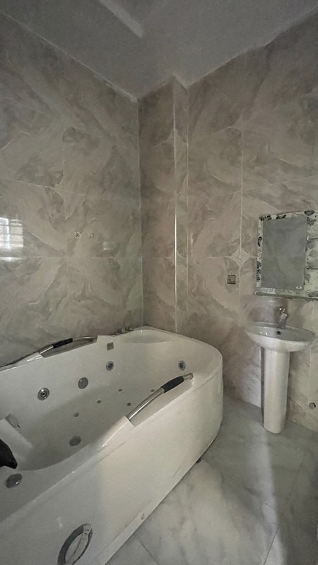 MASSIVE BRAND NEW 5 BEDROOM FULLY DETACHED DUPLEX + BQ + MASSIVE SWIMMING POOL photo 13
