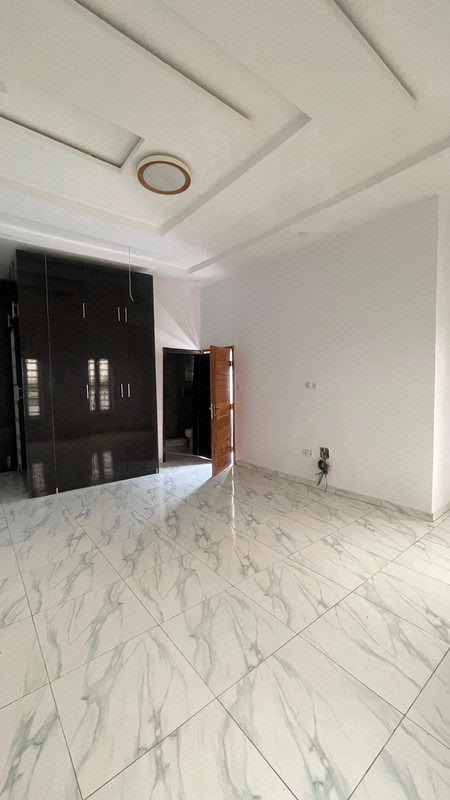 5 bedroom fully detached duplex with bq photo 10