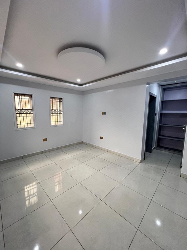 2 BEDROOM APARTMENT ON GROUND FLOUR LEKKI LAGOS photo 10