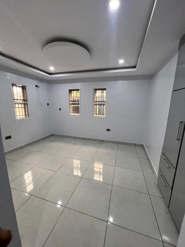 2 BEDROOM APARTMENT ON GROUND FLOUR LEKKI LAGOS photo 13
