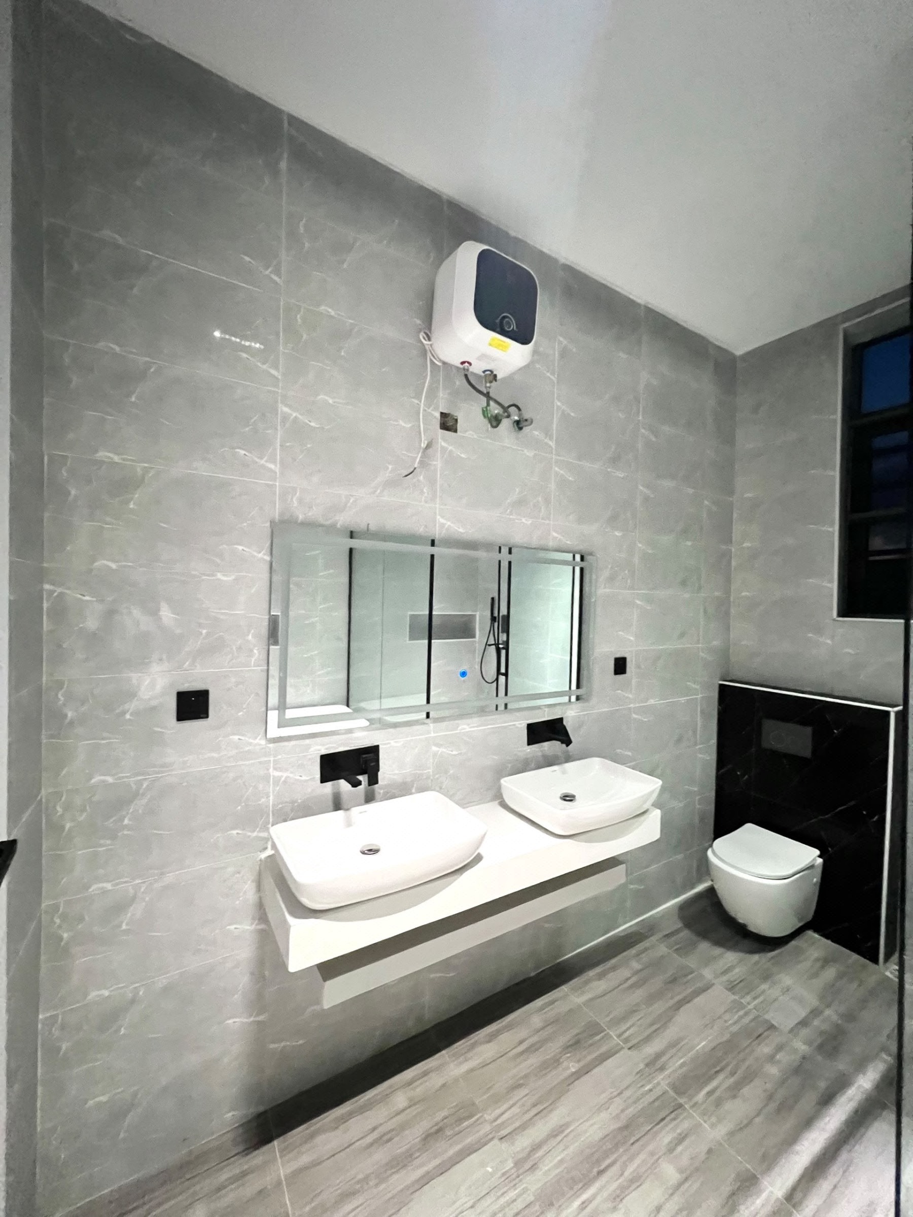 5 BEDROOM FULLY DETACHED DUPLEX WITH BQ LEKKI LAGOS photo 7