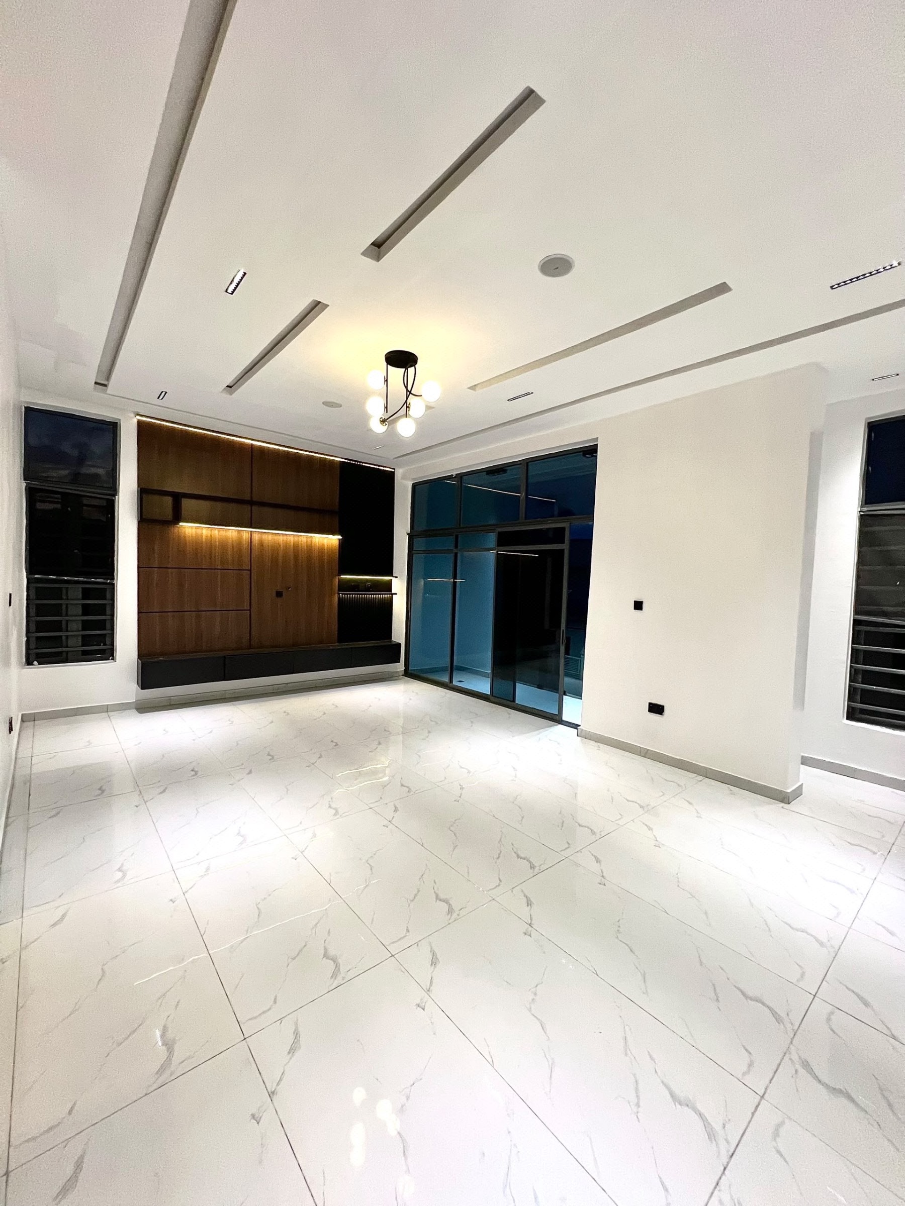 5 BEDROOM FULLY DETACHED DUPLEX WITH BQ LEKKI LAGOS photo 18