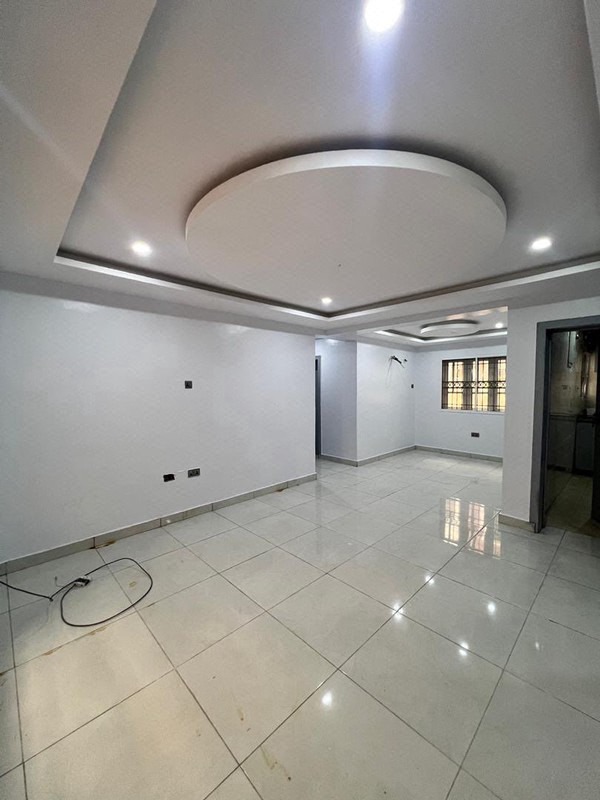 2 BEDROOM APARTMENT ON GROUND FLOUR LEKKI LAGOS photo 5
