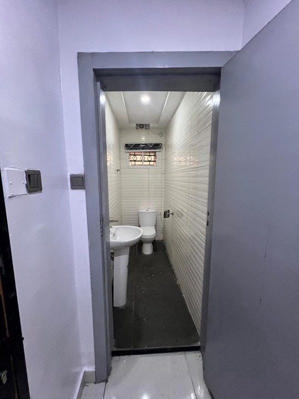 2 BEDROOM APARTMENT ON GROUND FLOUR LEKKI LAGOS photo 9