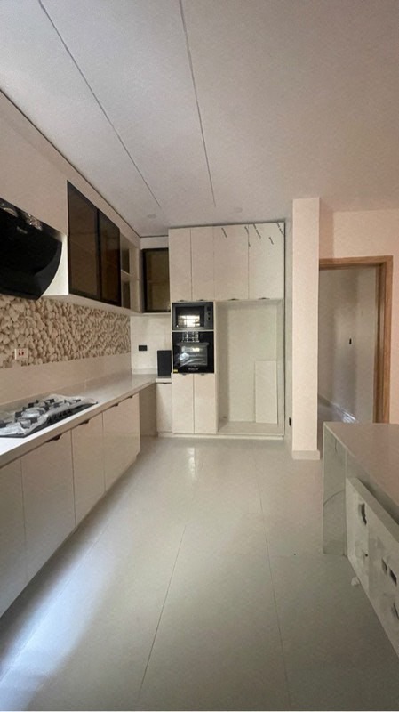 2 Bedroom Apartment in Ologolo photo 12