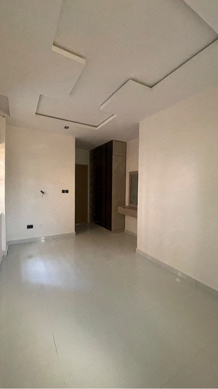 2 Bedroom Apartment in Ologolo photo 5