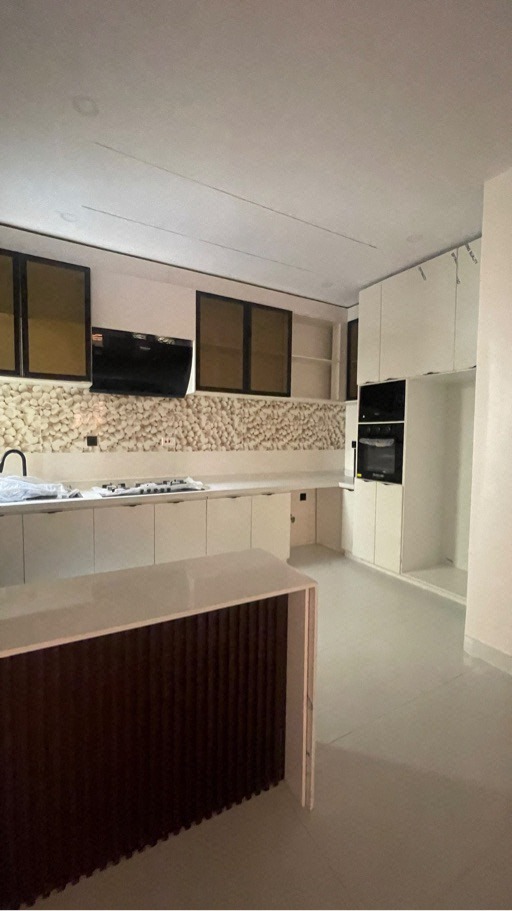 2 Bedroom Apartment in Ologolo photo 9