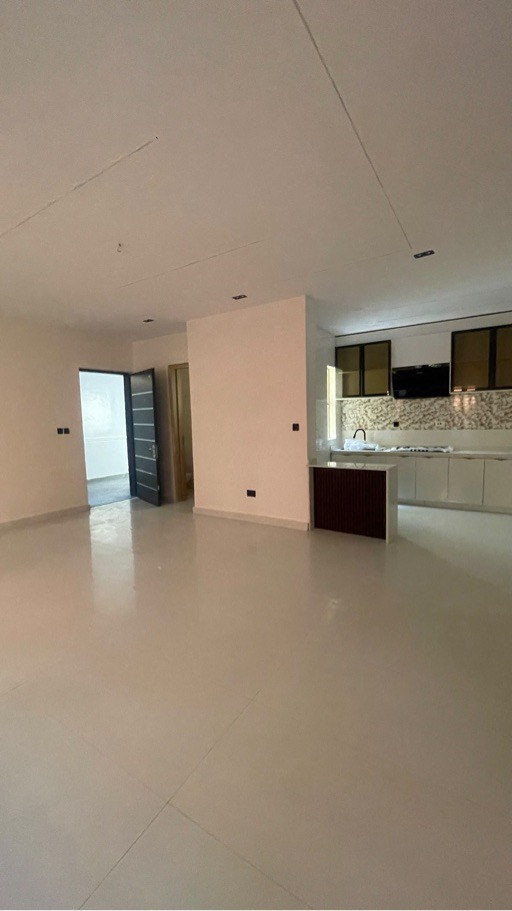 2 Bedroom Apartment in Ologolo photo 12