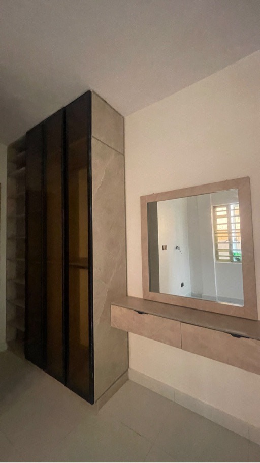 2 Bedroom Apartment in Ologolo photo 14
