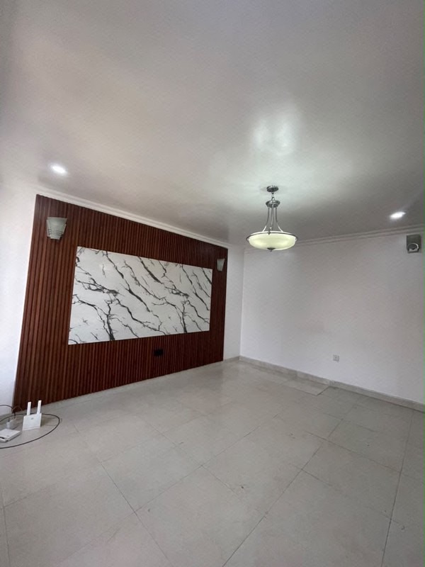 fully service mini flat lekki phase 1