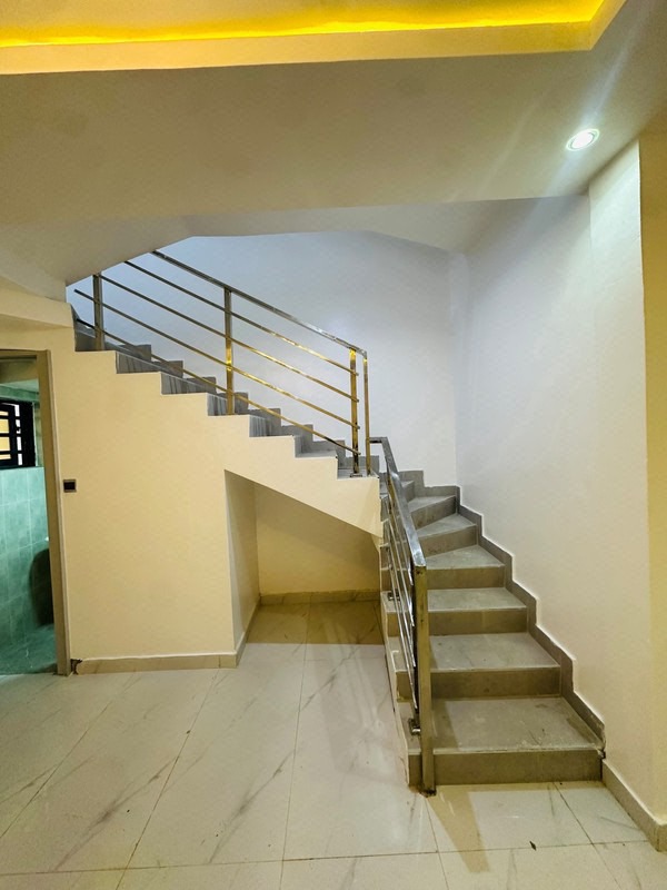3 bedroom semi detached duplex lekki lagos photo 8