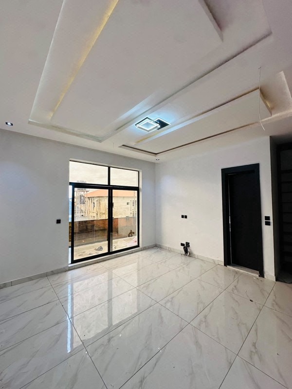 4 bedroom semi detached duplex lekki lagos photo 9