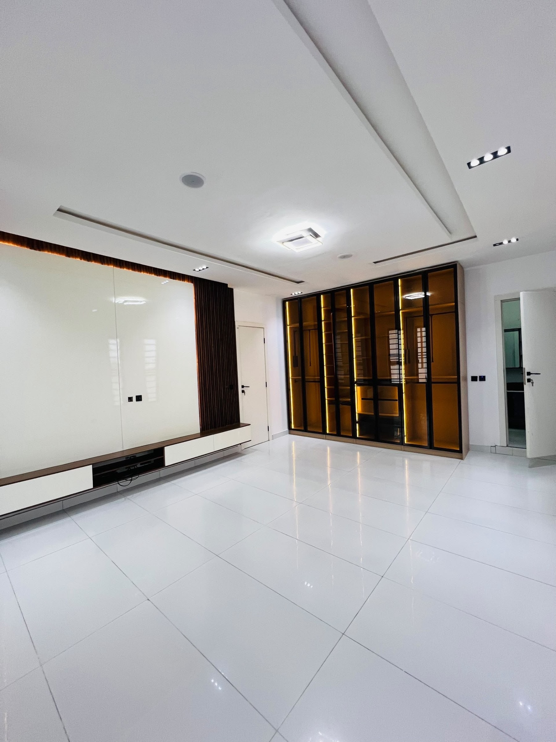 5 bedroom fully detached duplex with bq photo 15